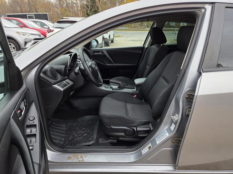 mazda Mazda3 2013 - 11