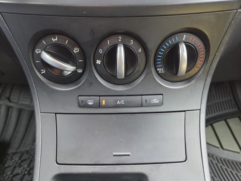 mazda Mazda3 2013 - 26