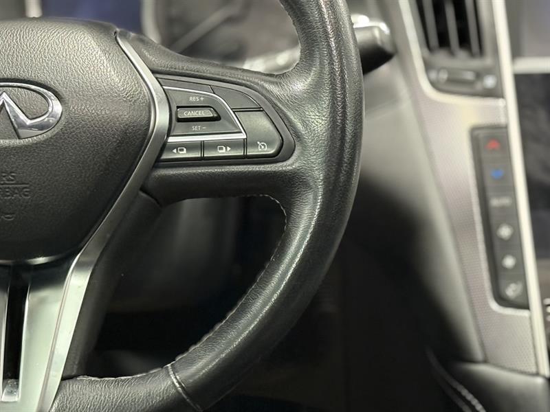 infiniti Q50 2018 - 13