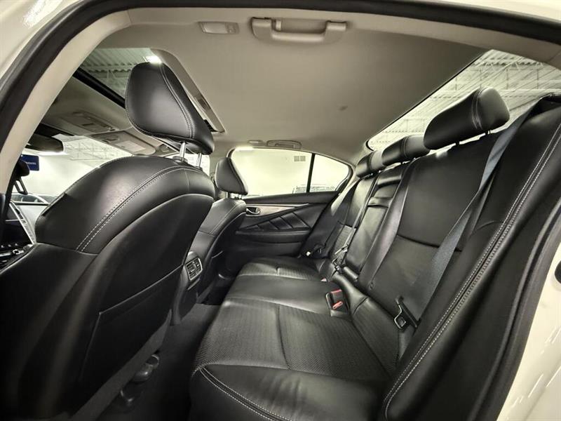 infiniti Q50 2017 - 17