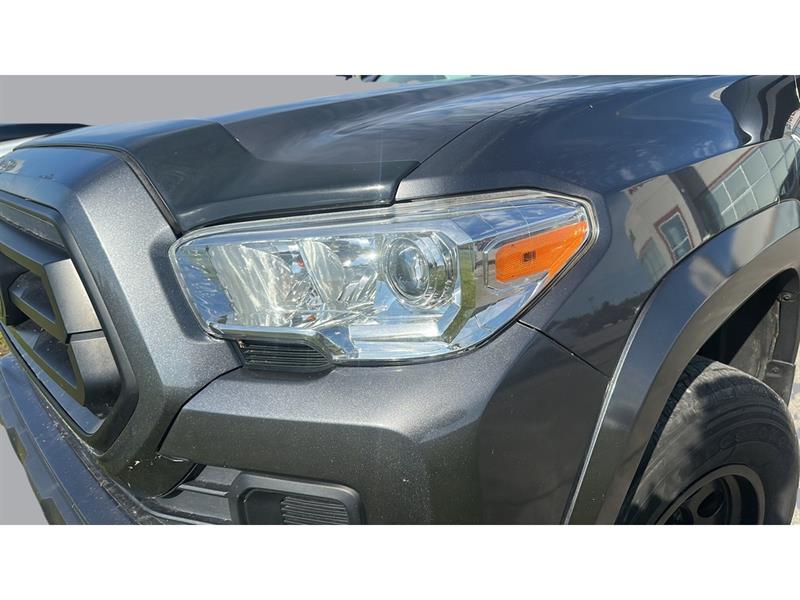 toyota Tacoma 2022 - 12