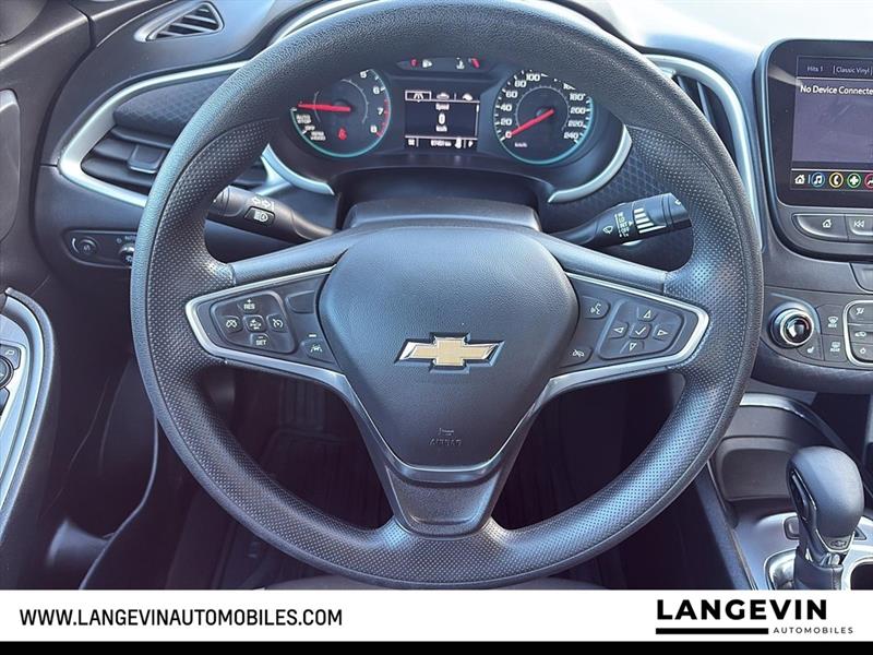 chevrolet Malibu 2023 - 11