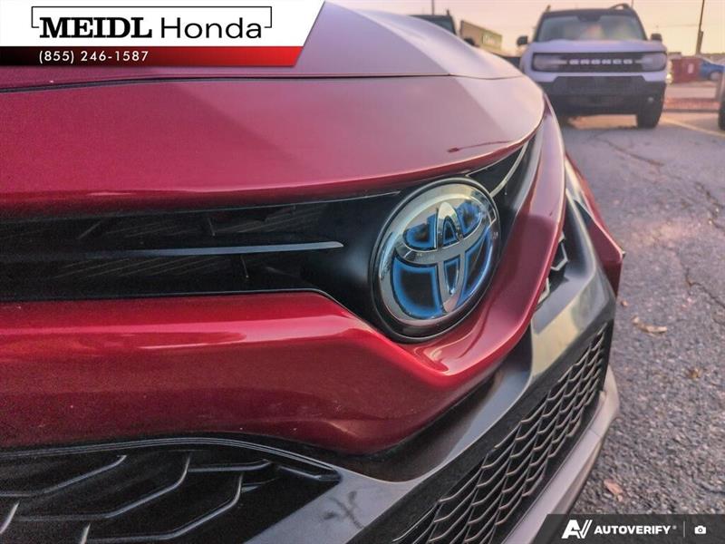 toyota Camry 2022 - 9