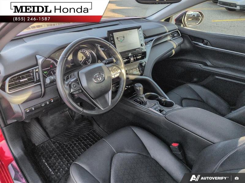 toyota Camry 2022 - 13