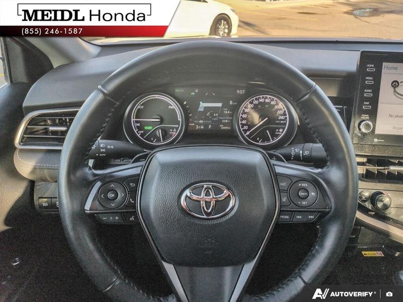 toyota Camry 2022 - 14