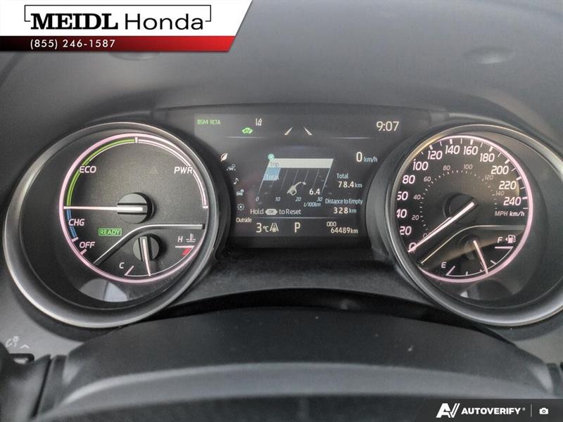 toyota Camry 2022 - 15