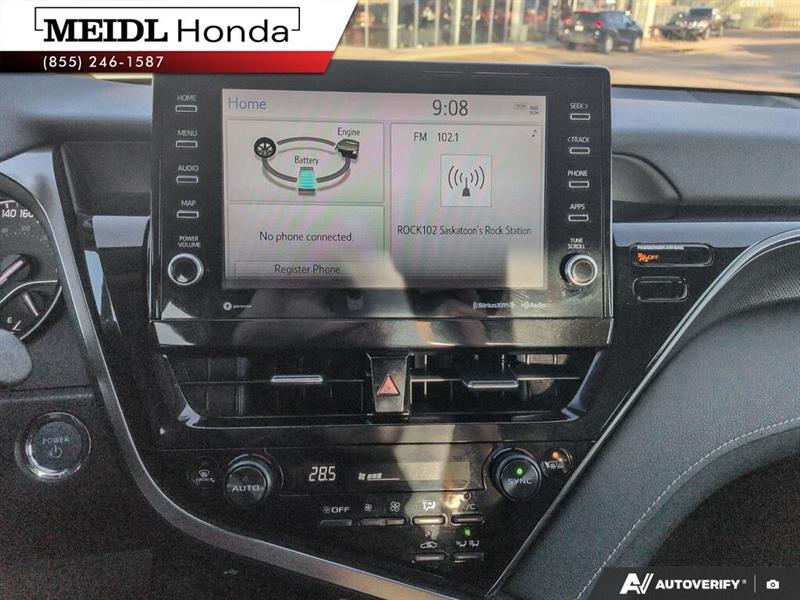 toyota Camry 2022 - 19