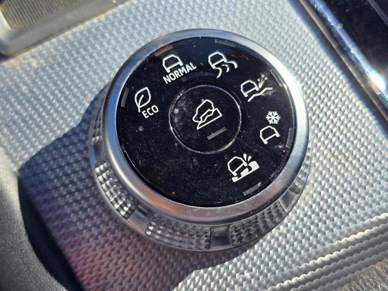 mitsubishi Outlander 2022 - 30