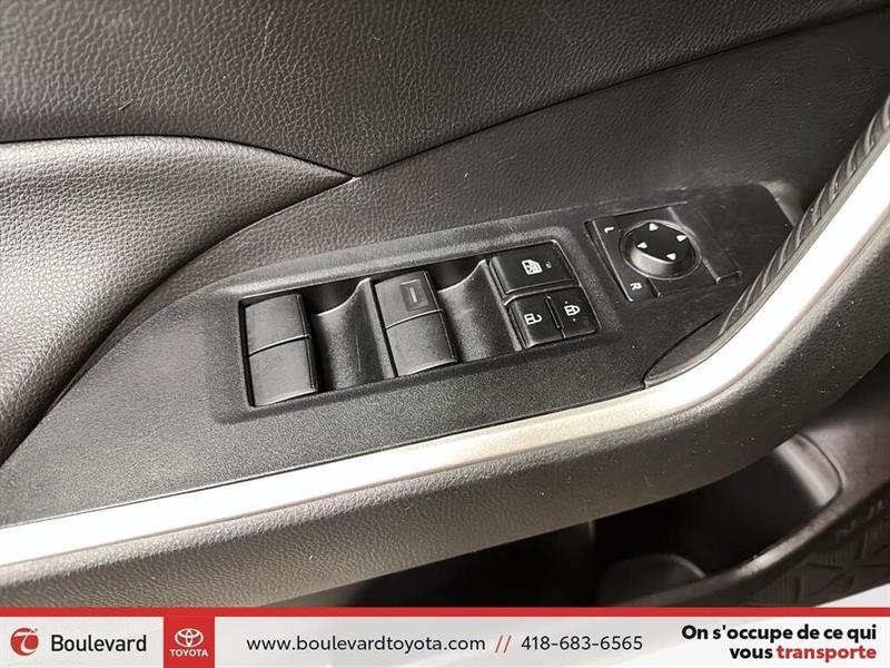 toyota RAV4 2022 - 8