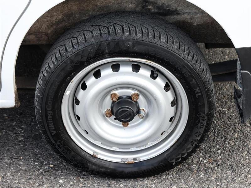 nissan Cargo 2021 - 11