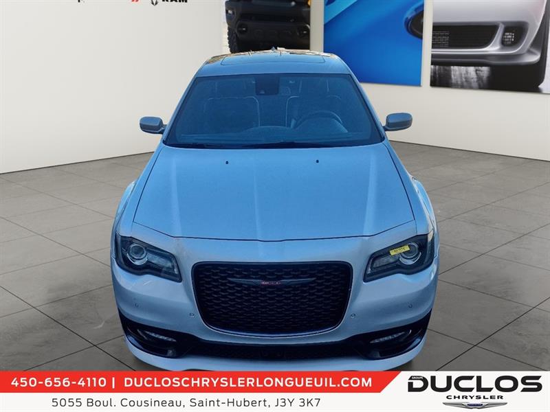 chrysler 300 2023 - 3