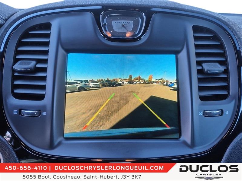 chrysler 300 2023 - 24