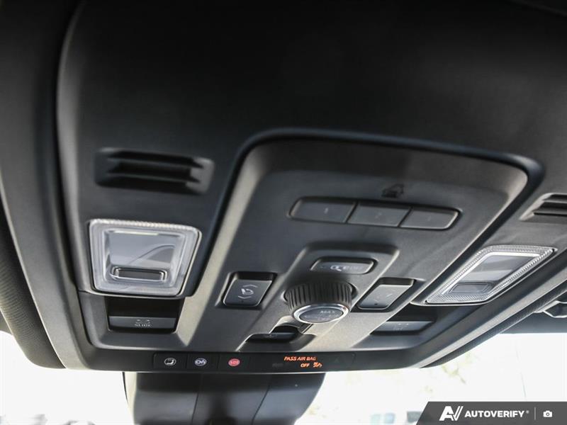 chevrolet Tahoe 2023 - 25