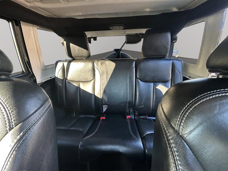 jeep Wrangler Unlimited 2015 - 23