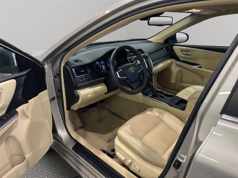 toyota Camry Hybrid 2017 - 13