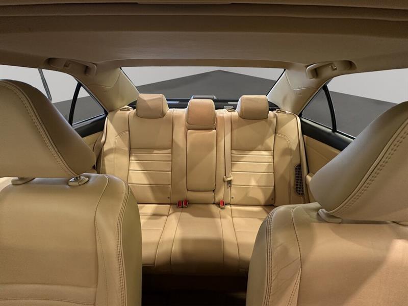 toyota Camry Hybrid 2017 - 23