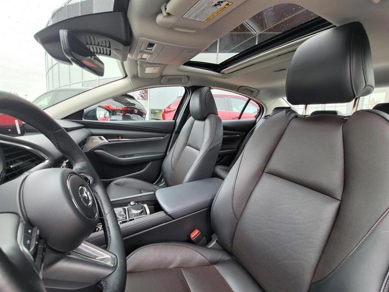 mazda Mazda3 2025 - 15