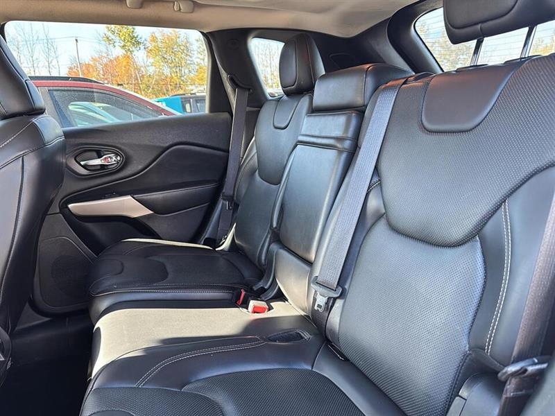 jeep Cherokee 2018 - 9