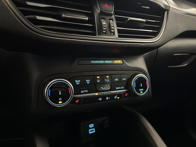 ford Escape 2023 - 39