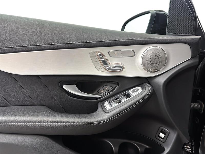 mercedes-benz GLC 2023 - 21