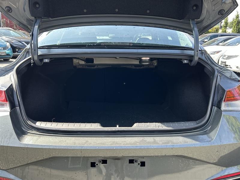 hyundai Elantra 2023 - 31