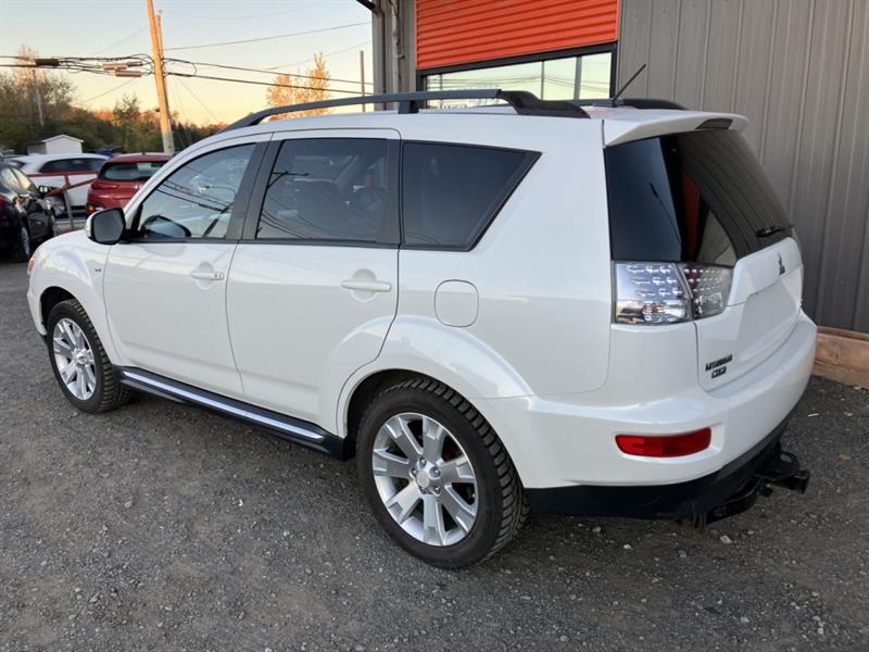 mitsubishi Outlander 2012 - 3