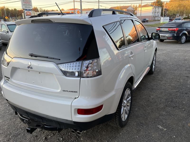 mitsubishi Outlander 2012 - 4