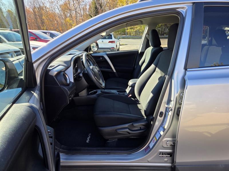 toyota RAV4 2017 - 11