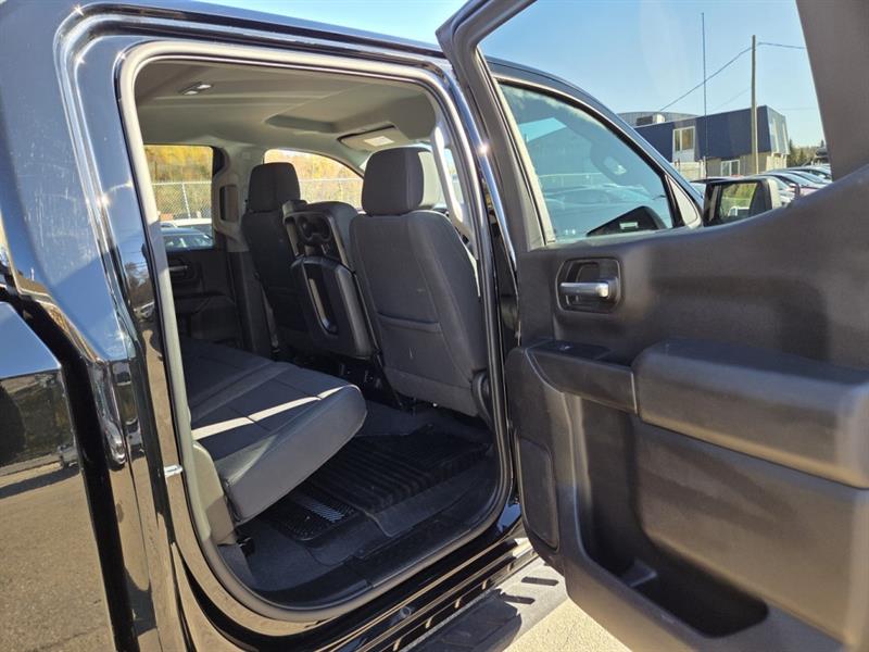 chevrolet Silverado 1500 2022 - 17