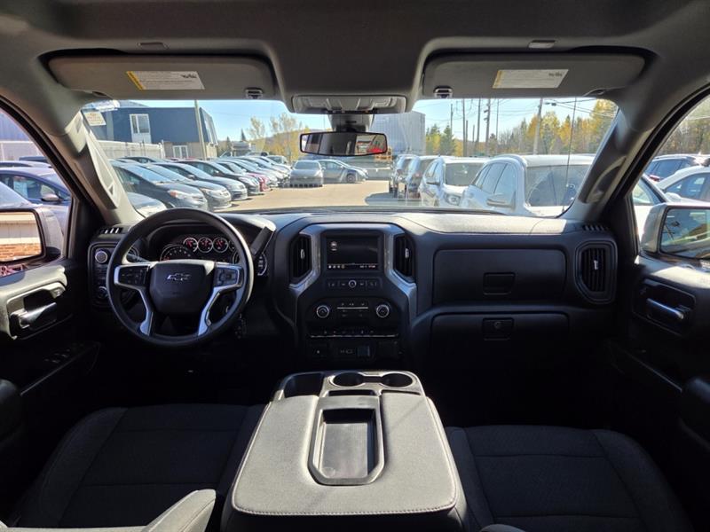 chevrolet Silverado 1500 2022 - 21