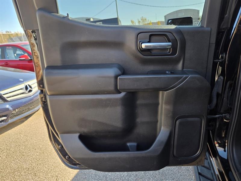 chevrolet Silverado 1500 2022 - 27