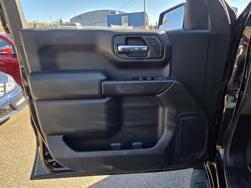 chevrolet Silverado 1500 2022 - 28