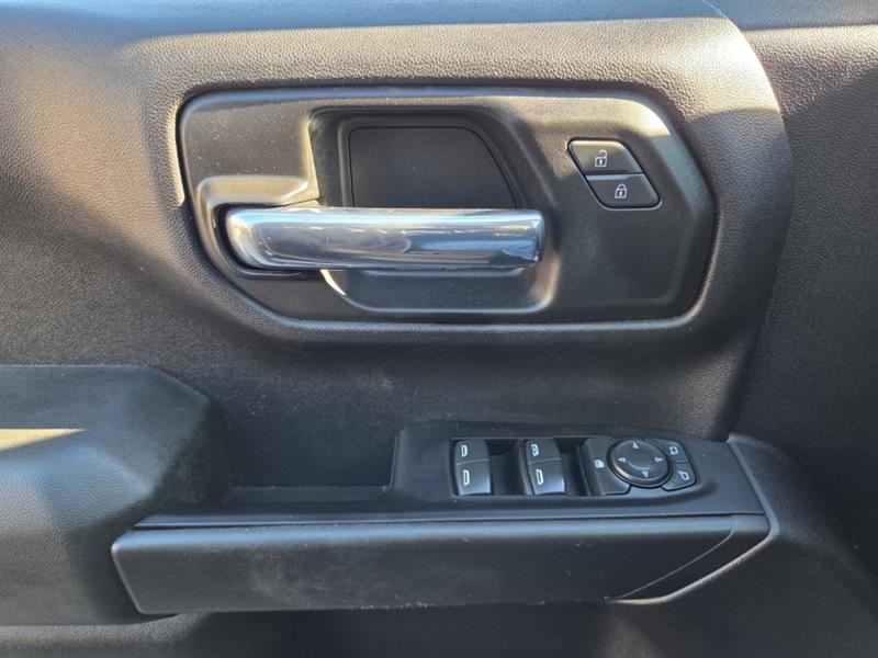 chevrolet Silverado 1500 2022 - 29