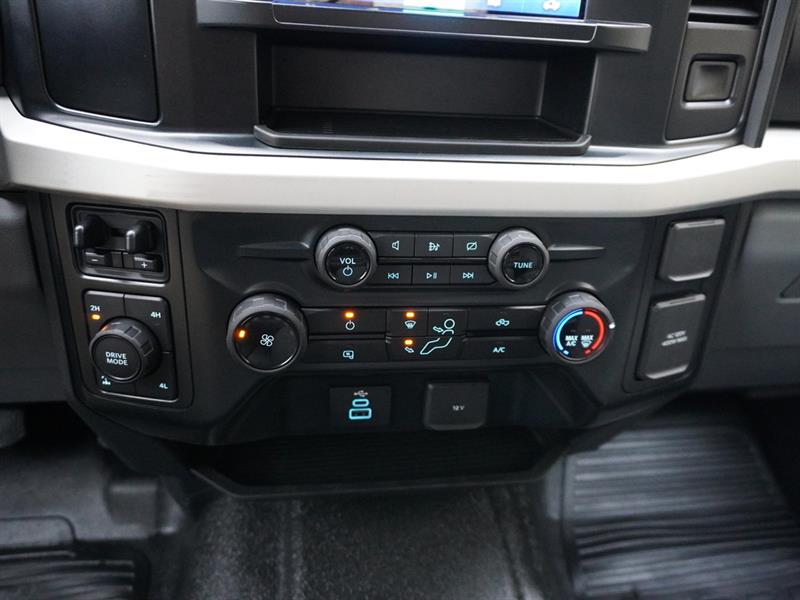 ford F-350 2023 - 29