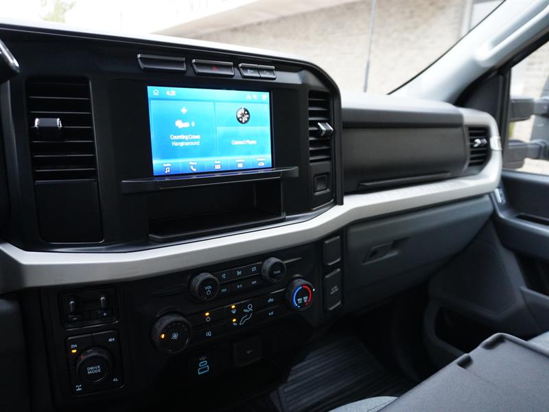 ford F-350 2023 - 38