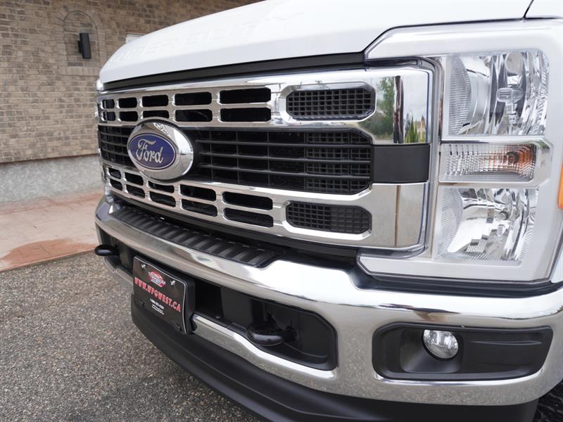 ford F-350 2023 - 39