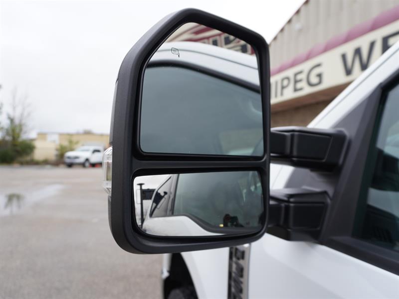 ford F-350 2023 - 41