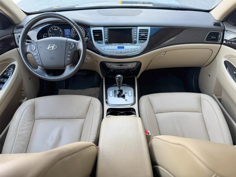 hyundai Berline Genesis 2010 - 25