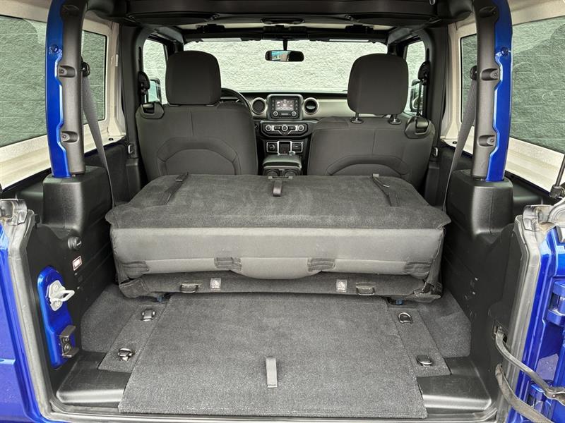 jeep Wrangler 2018 - 11