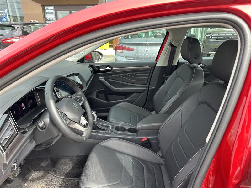 volkswagen Jetta 2024 - 17