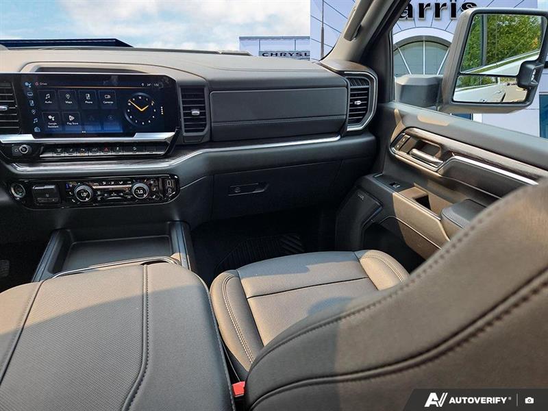 chevrolet Silverado 3500HD 2024 - 25