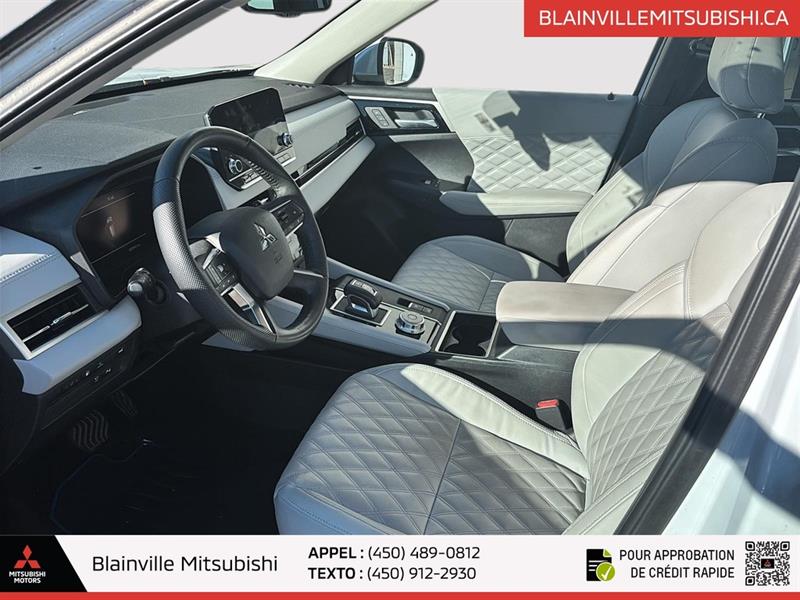 mitsubishi Outlander rechargeable 2023 - 10