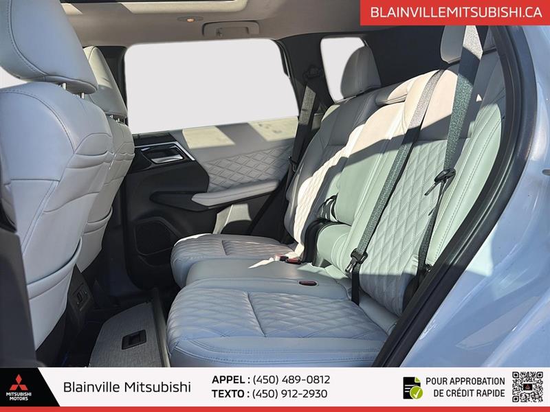 mitsubishi Outlander rechargeable 2023 - 11