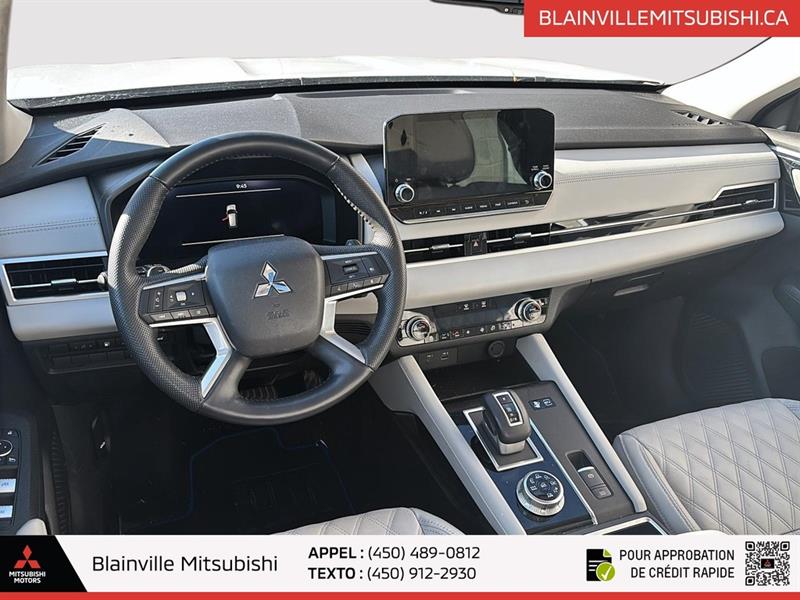 mitsubishi Outlander rechargeable 2023 - 13