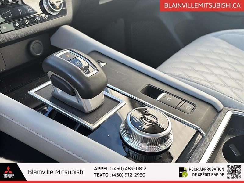 mitsubishi Outlander rechargeable 2023 - 27