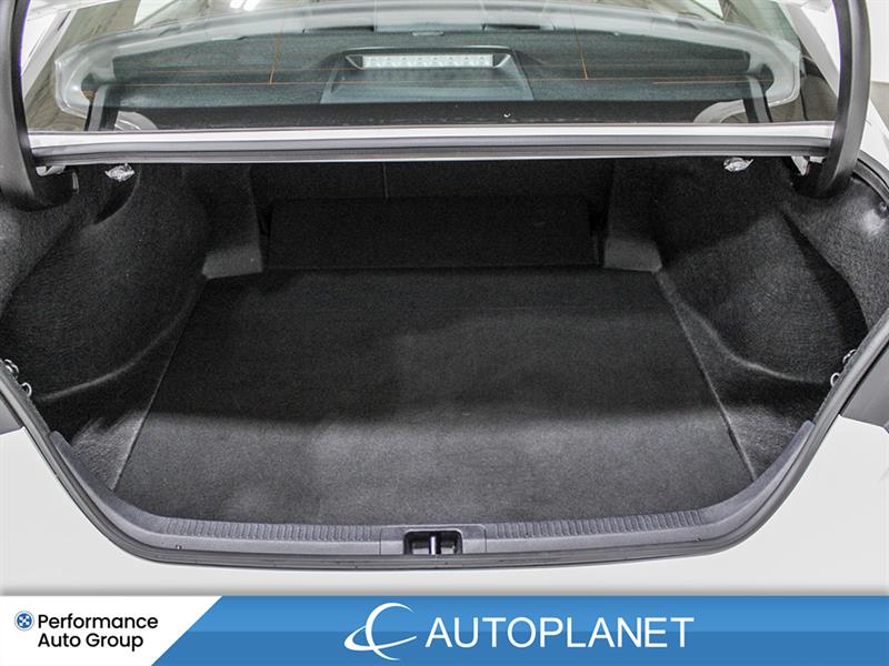 toyota Camry 2023 - 13