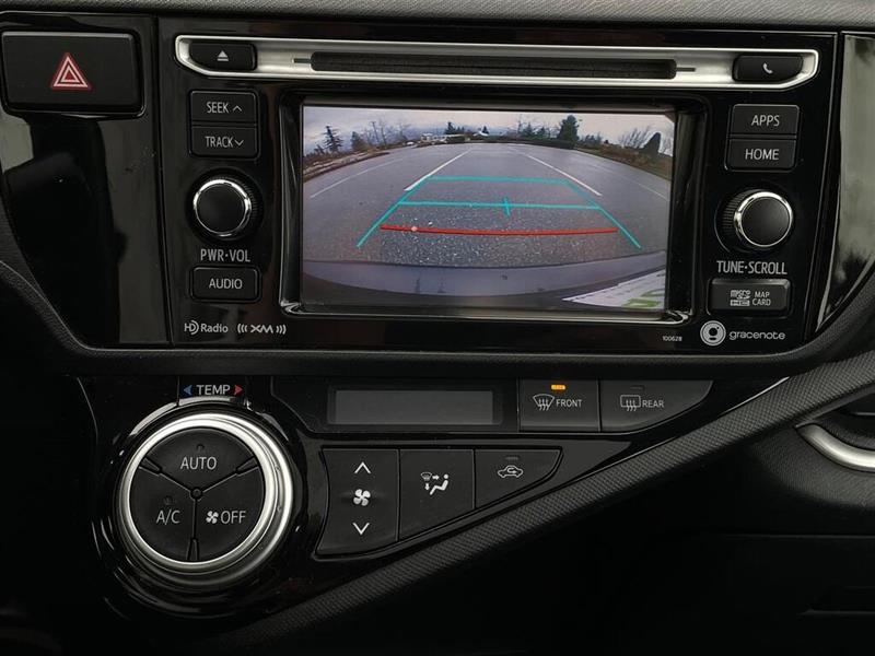 toyota Prius c 2016 - 28