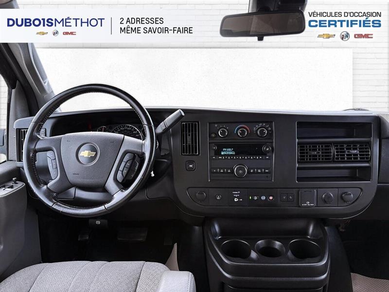 chevrolet Express Passenger 2020 - 17