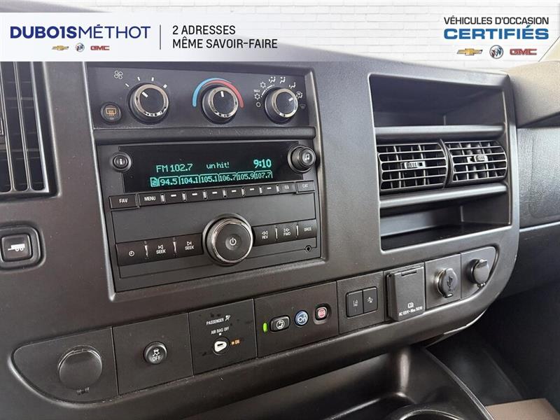 chevrolet Express Passenger 2020 - 24