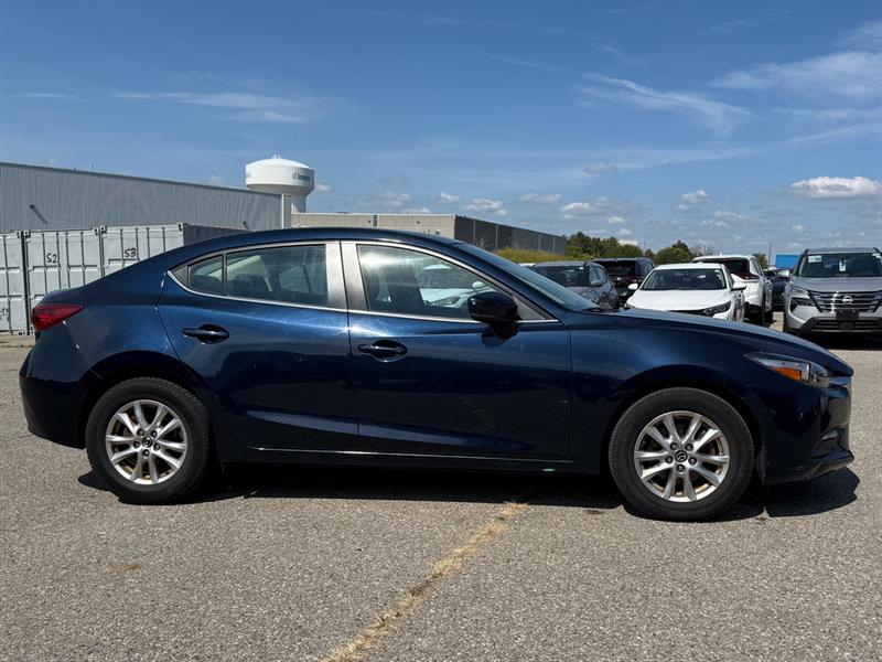 mazda Mazda3 2017 - 9